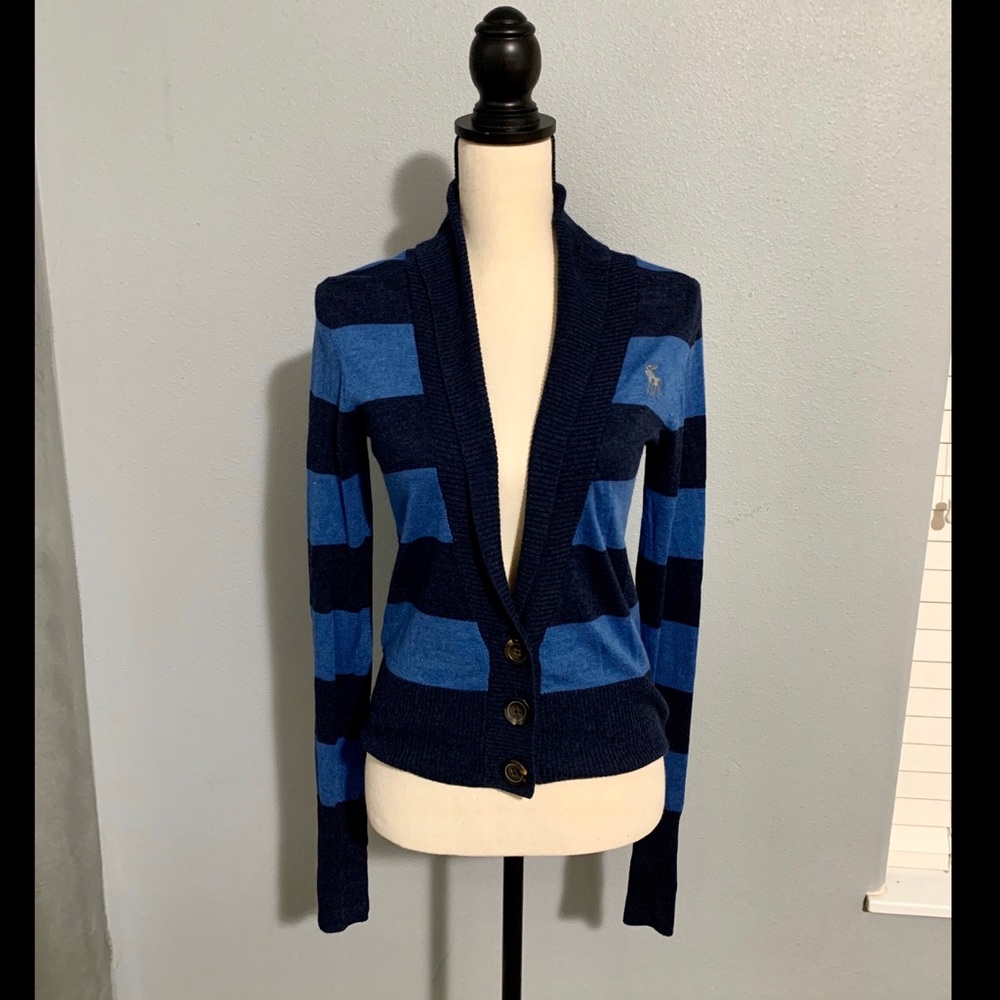 Abercrombie & Fitch Sweater